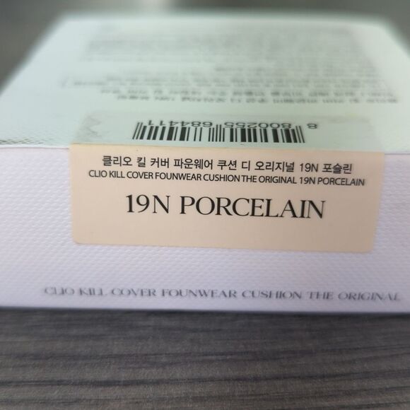 CLIO Kill Cover Foundation Cushion 19N Porcelain - Picture 3 of 5